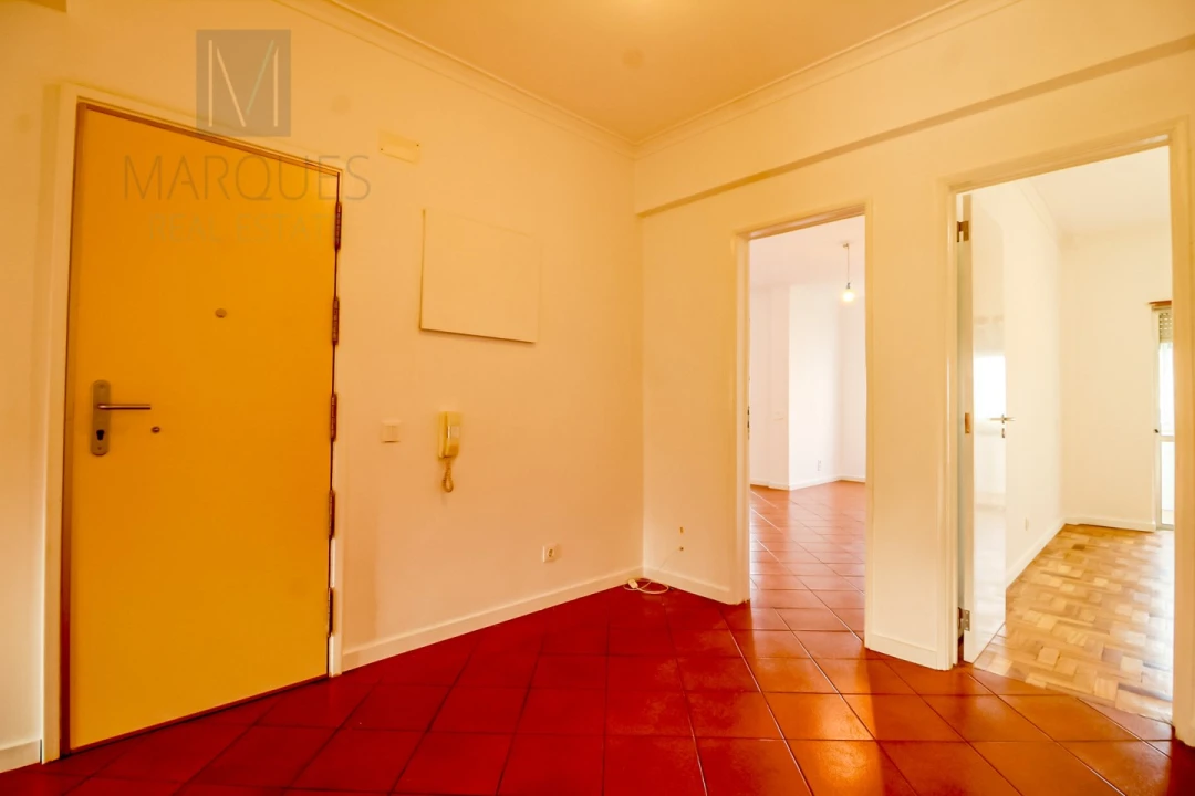 Apartamento T3 para Arrendamento em Almada, Cova da Piedade, Pragal e Cacilhas Foto 3