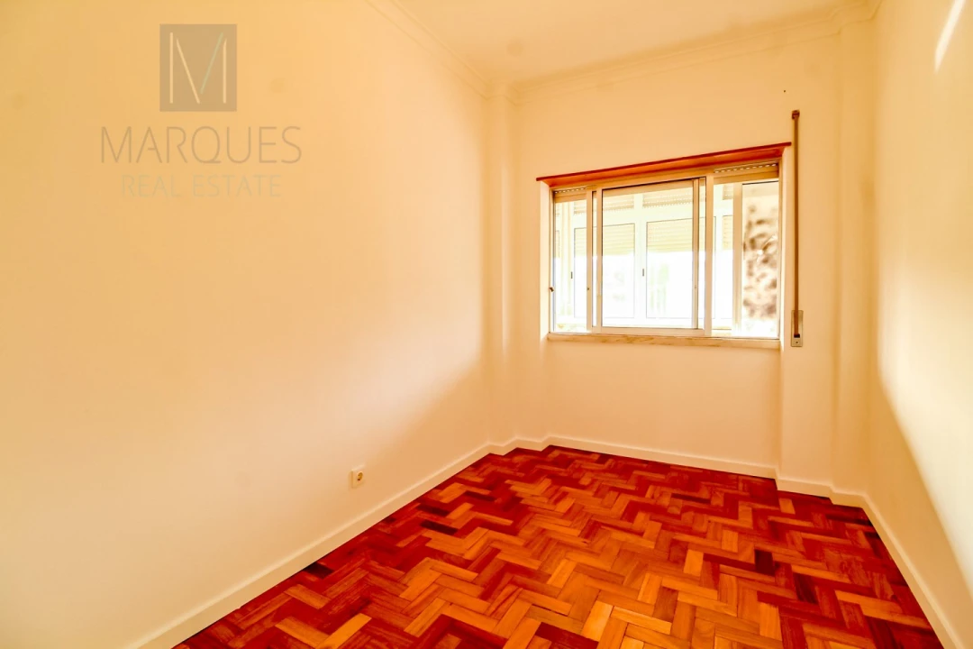 Apartamento T3 para Arrendamento em Almada, Cova da Piedade, Pragal e Cacilhas Foto 19
