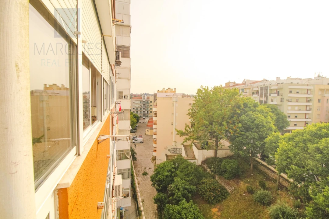 Apartamento T3 para Arrendamento em Almada, Cova da Piedade, Pragal e Cacilhas Foto 25