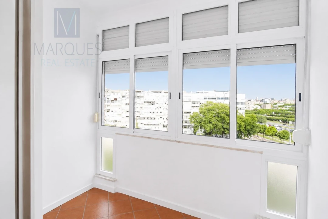 Apartamento T3 para Arrendamento em Almada, Cova da Piedade, Pragal e Cacilhas Foto 6