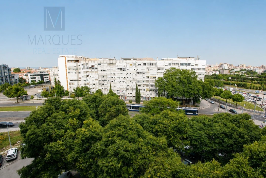 Apartamento T3 para Arrendamento em Almada, Cova da Piedade, Pragal e Cacilhas Foto 13