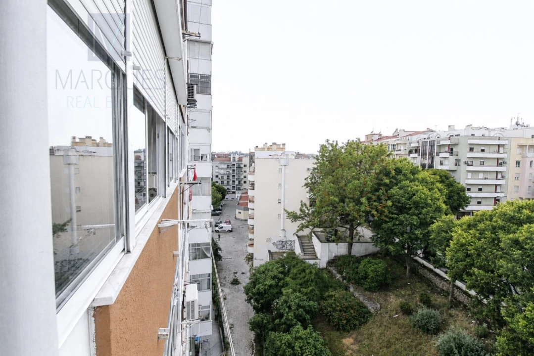 Apartamento T3 para Arrendamento em Almada, Cova da Piedade, Pragal e Cacilhas Foto 25