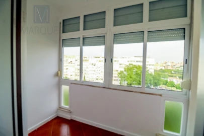 Apartamento T3 para Arrendamento em Almada, Cova da Piedade, Pragal e Cacilhas
