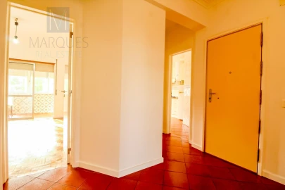 Apartamento T3 para Arrendamento em Almada, Cova da Piedade, Pragal e Cacilhas