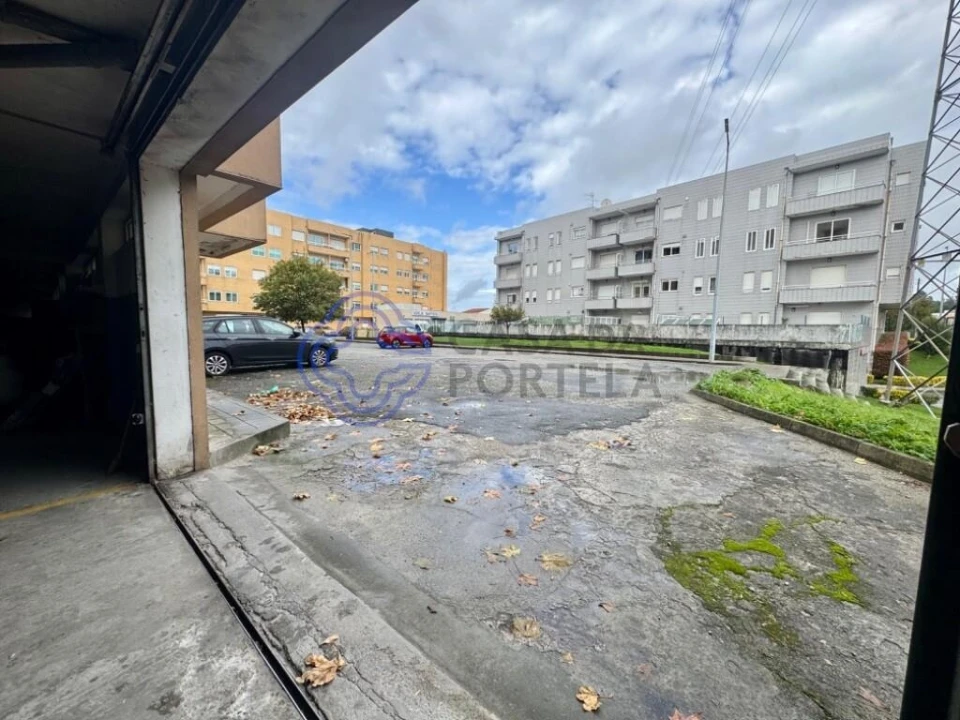 Apartamento T2 para Venda em Fânzeres e São Pedro da Cova Foto 18