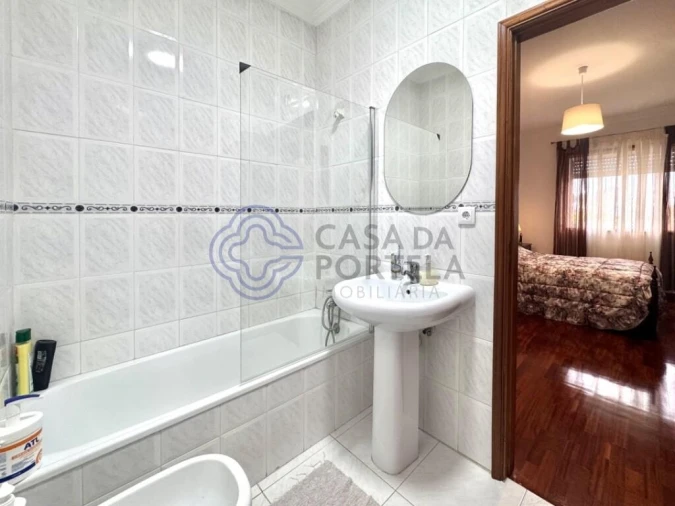 Apartamento T2 para Venda em Fânzeres e São Pedro da Cova Foto 14