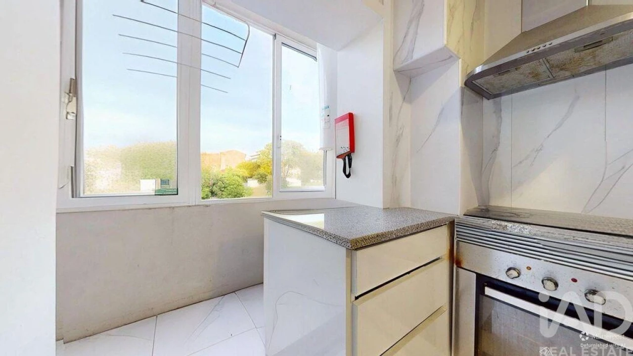 Apartamento T6 para Venda em Paranhos Foto 17