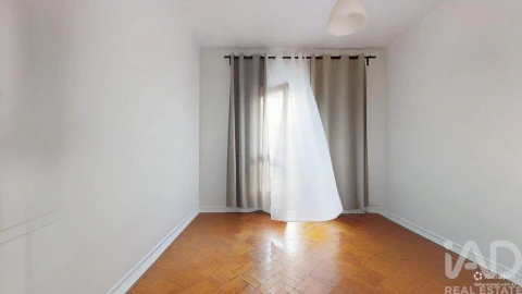 Apartamento T6 para Venda em Paranhos