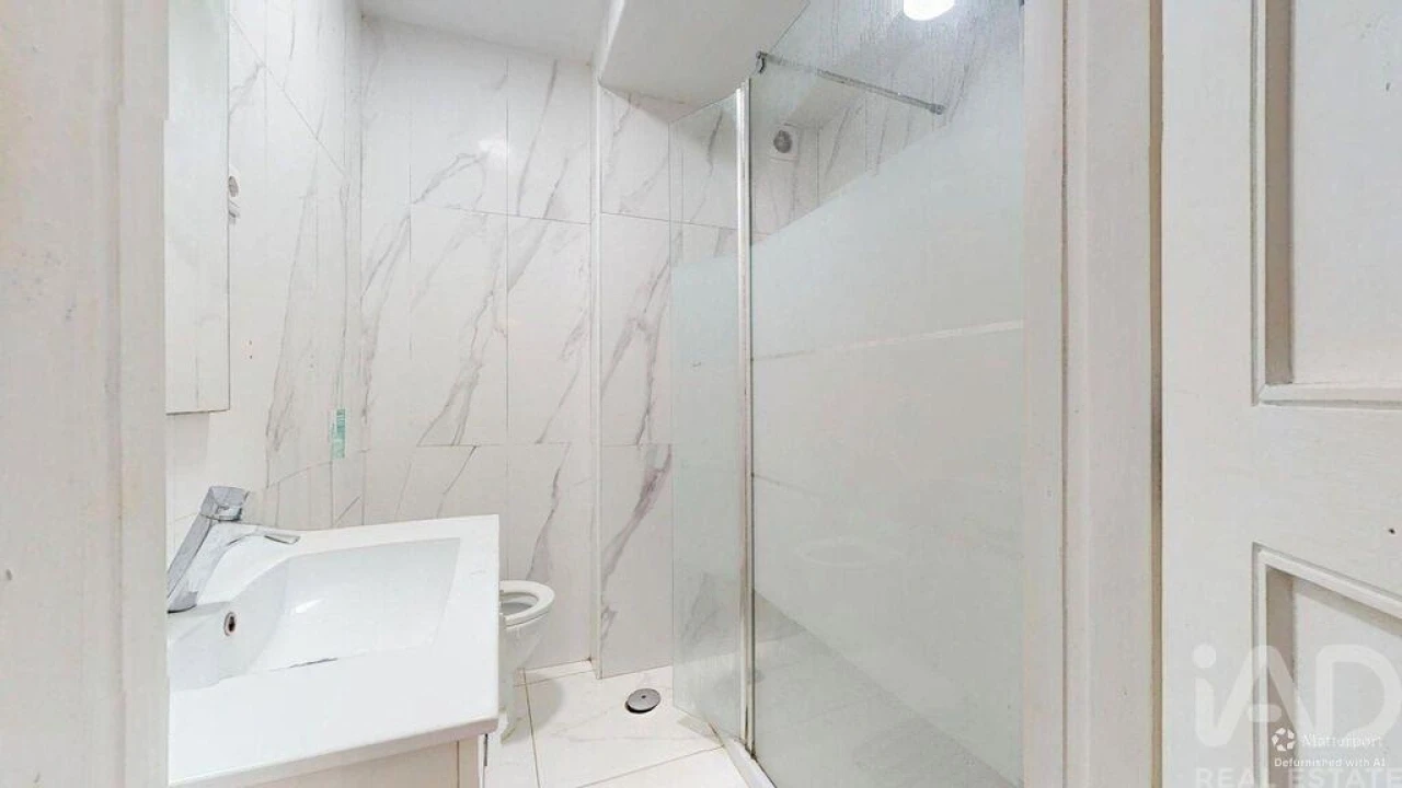 Apartamento T6 para Venda em Paranhos Foto 9