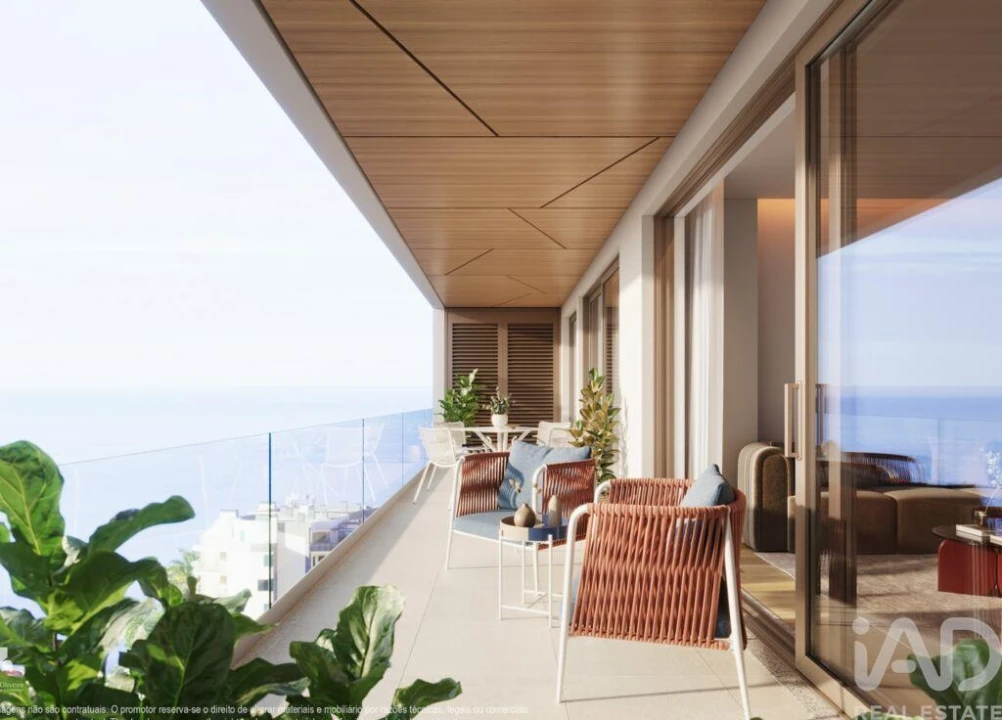 Apartamento T2 para Venda em Arco da Calheta Foto 2