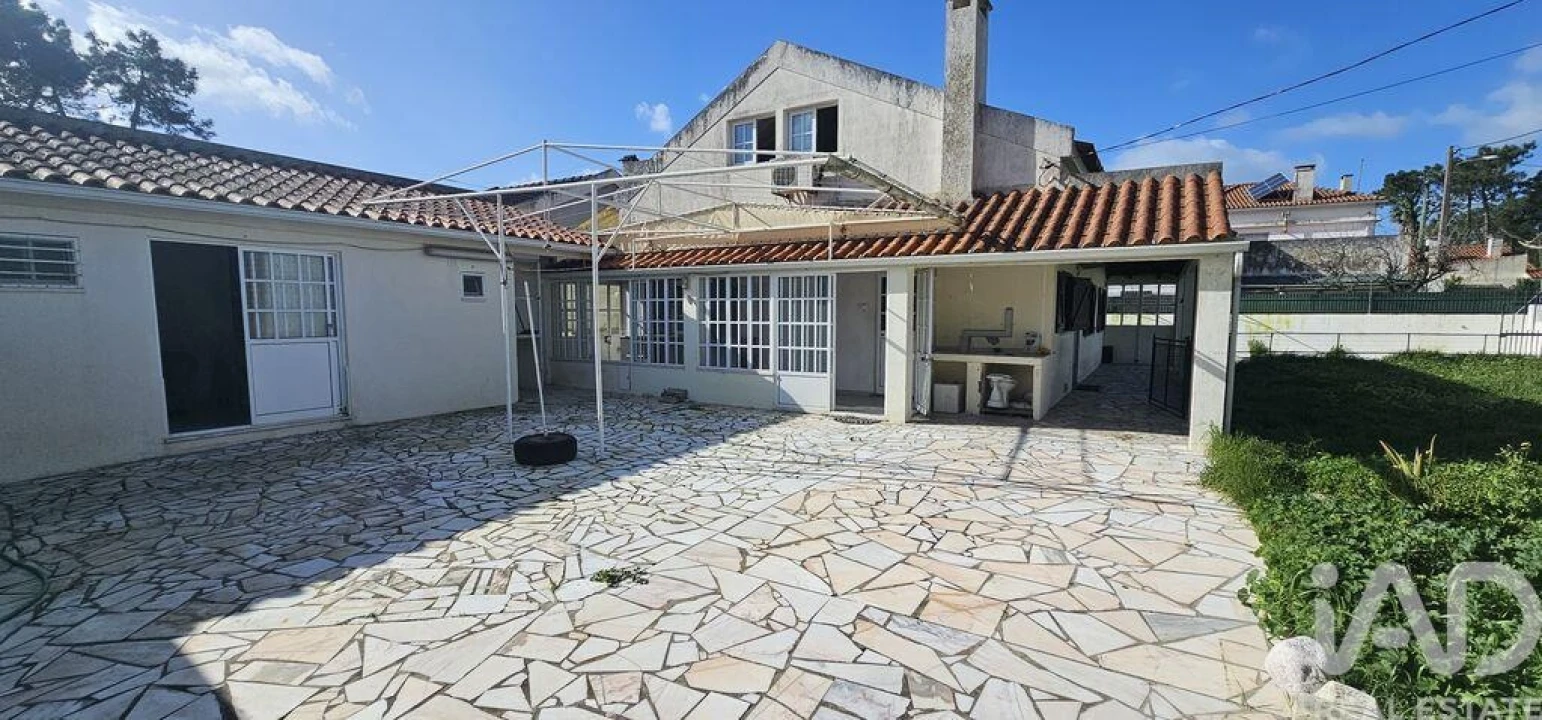 Moradia T5 para Venda em Charneca de Caparica e Sobreda Foto 2