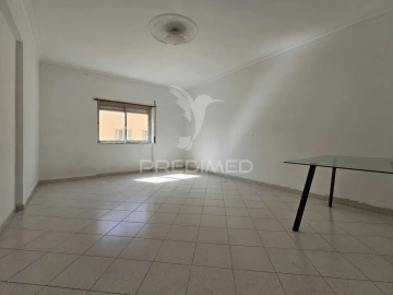 Apartamento T2 para Venda em Rio de Mouro