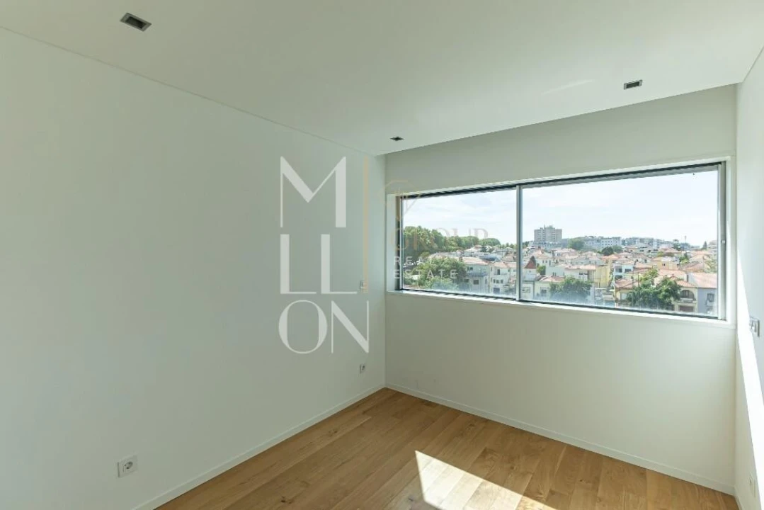 Apartamento T4 para Venda em Campanhã Foto 33