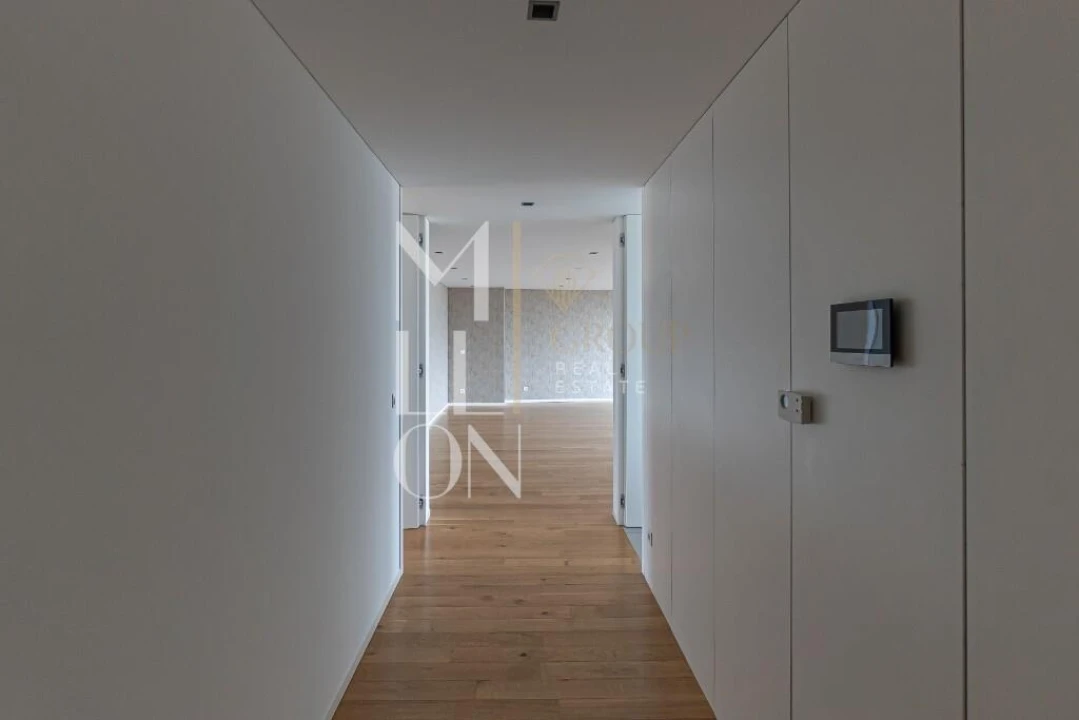 Apartamento T4 para Venda em Campanhã Foto 11