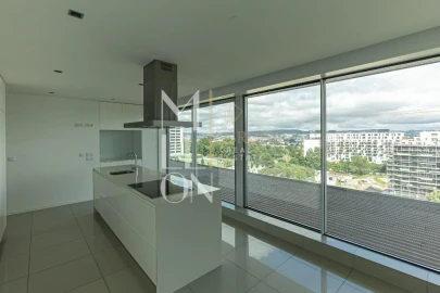 Apartamento T4 para Venda em Campanhã