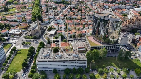 Apartamento T4 para Venda em Campanhã