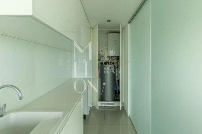 Apartamento T4 para Venda em Campanhã