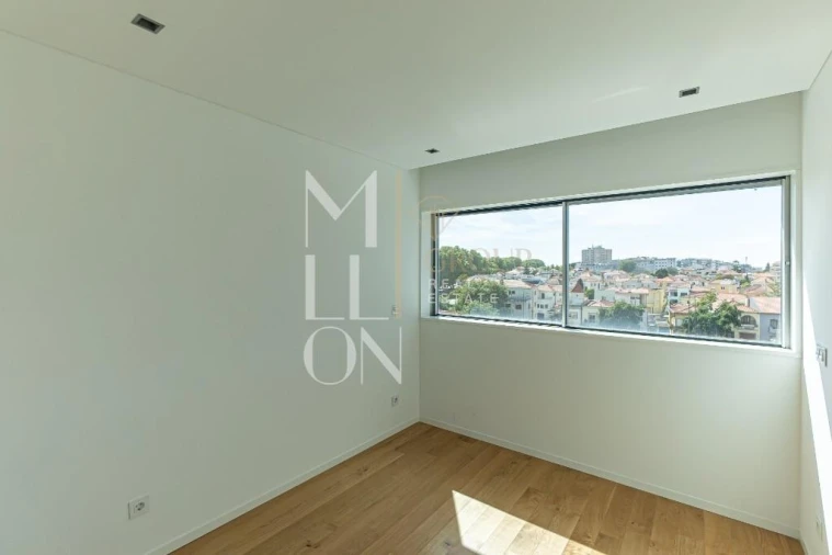 Apartamento T4 para Venda em Campanhã Foto 33