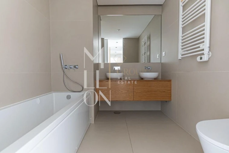 Apartamento T4 para Venda em Campanhã Foto 45