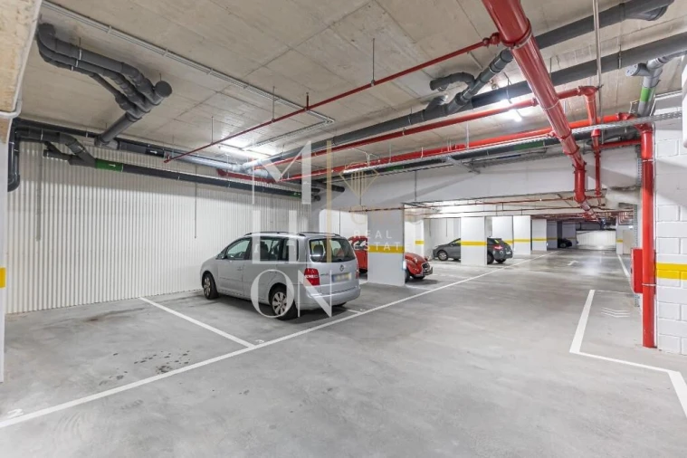 Apartamento T4 para Venda em Campanhã Foto 52