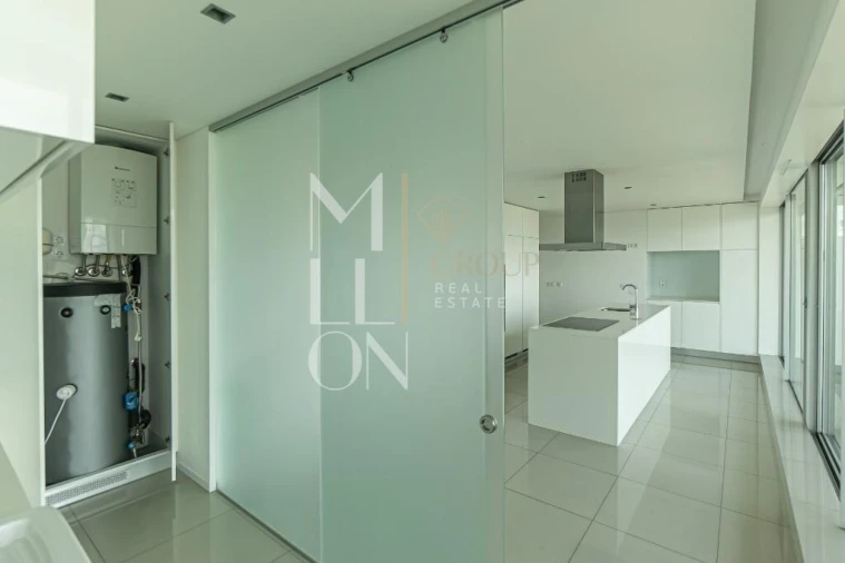 Apartamento T4 para Venda em Campanhã Foto 19