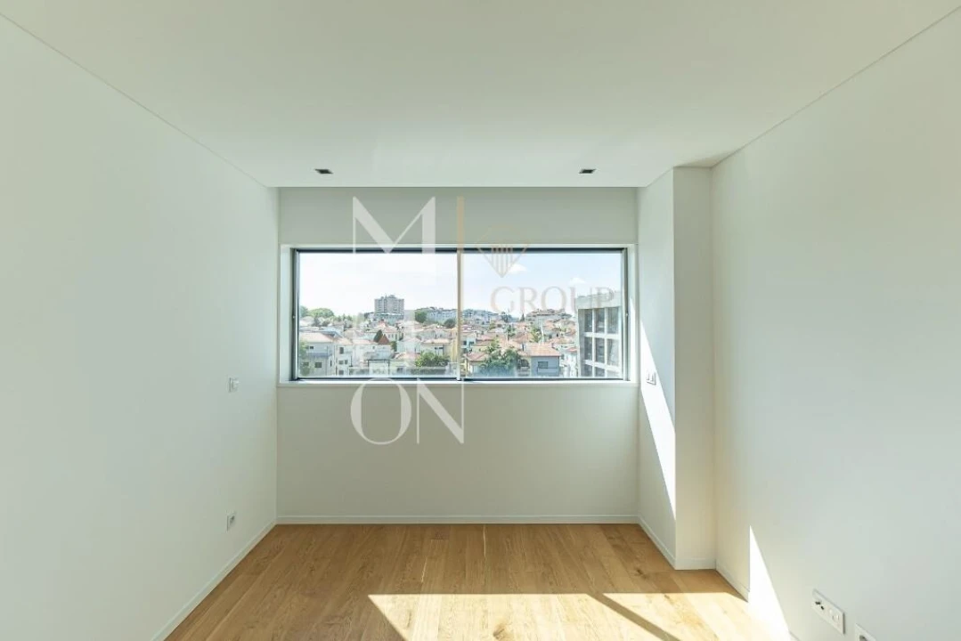 Apartamento T4 para Venda em Campanhã Foto 41