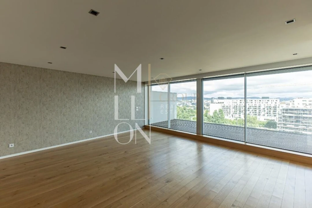 Apartamento T4 para Venda em Campanhã Foto 9