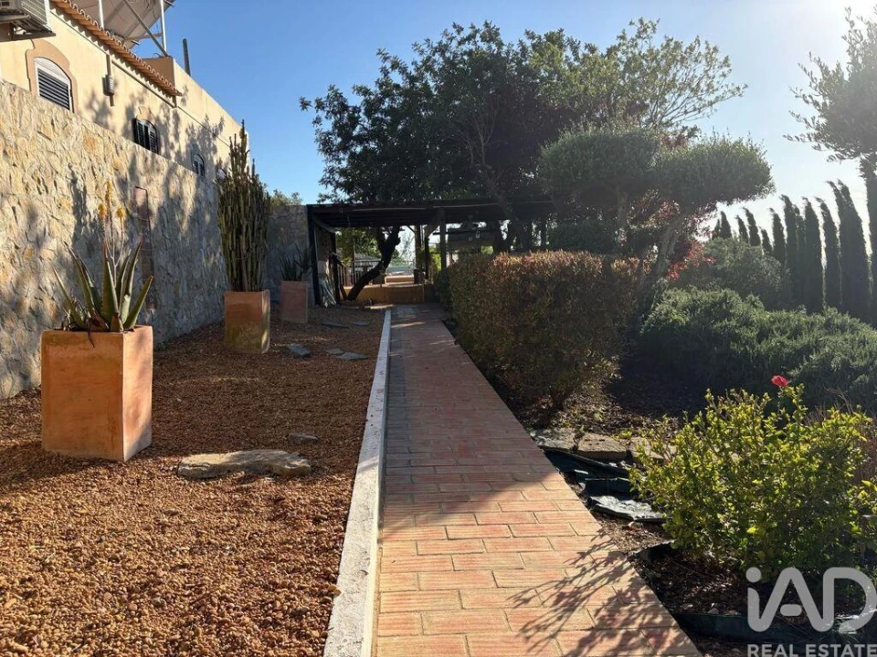 Moradia T4 para Venda em Loule (São Clemente) Foto 11