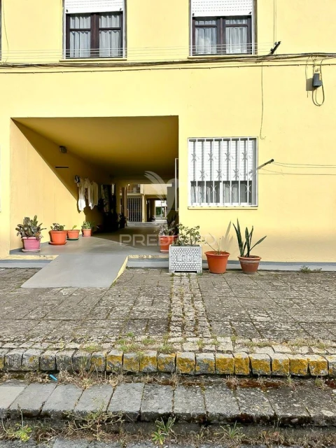 Apartamento T1 para Venda em Alhos Vedros