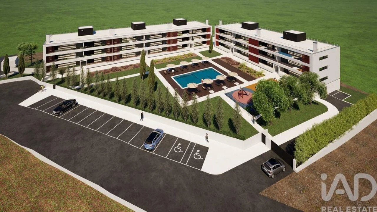 Apartamento T2 para Venda em Evora de Alcobaça Foto 1