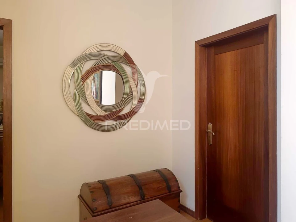 Moradia T4 para Venda em Peso da Régua e Godim Foto 1