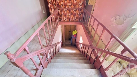 Moradia T4 para Venda em Maceda