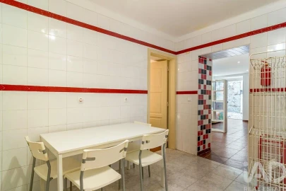 Apartamento T1 para Venda em Santa Maria Maior