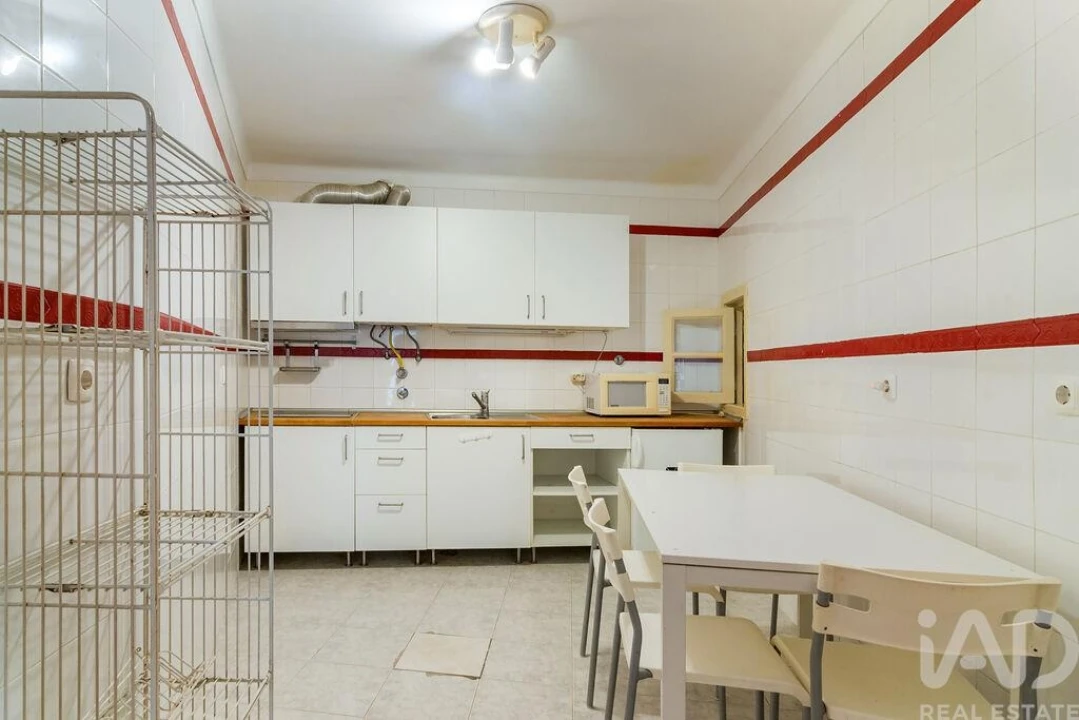 Apartamento T1 para Venda em Santa Maria Maior Foto 7