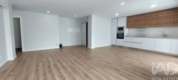 Apartamento T1 para Venda em Marrazes e Barosa