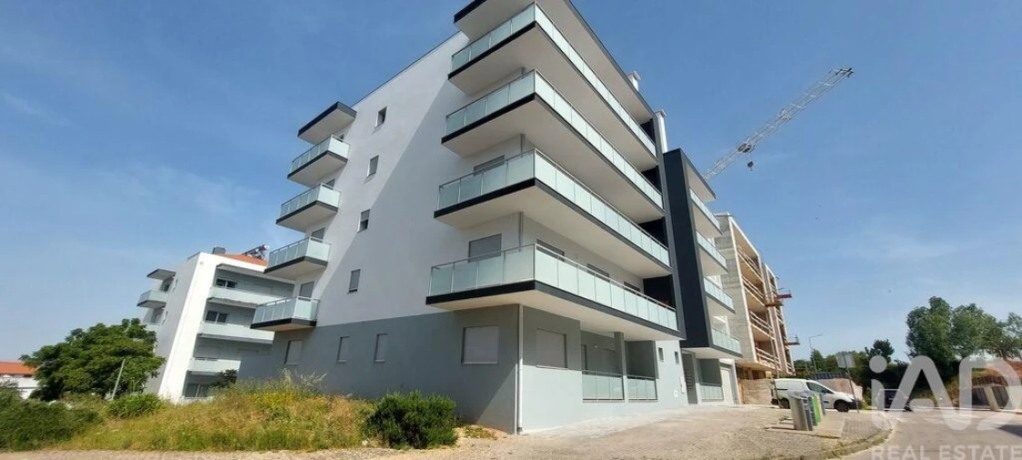 Apartamento T1 para Venda em Marrazes e Barosa Foto 13