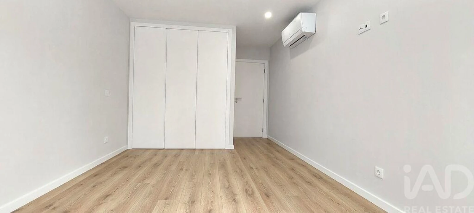 Apartamento T1 para Venda em Marrazes e Barosa Foto 9