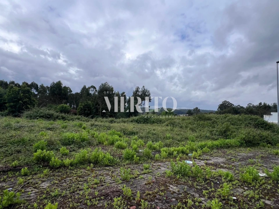 Armazém para Venda em Vilarinho das Cambas Foto 4