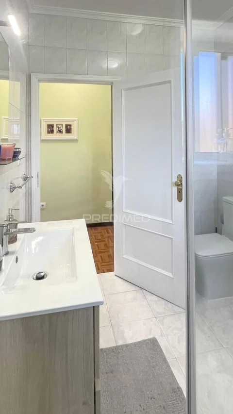 Apartamento T2 para Venda em Valpedre
