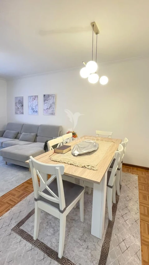Apartamento T2 para Venda em Valpedre