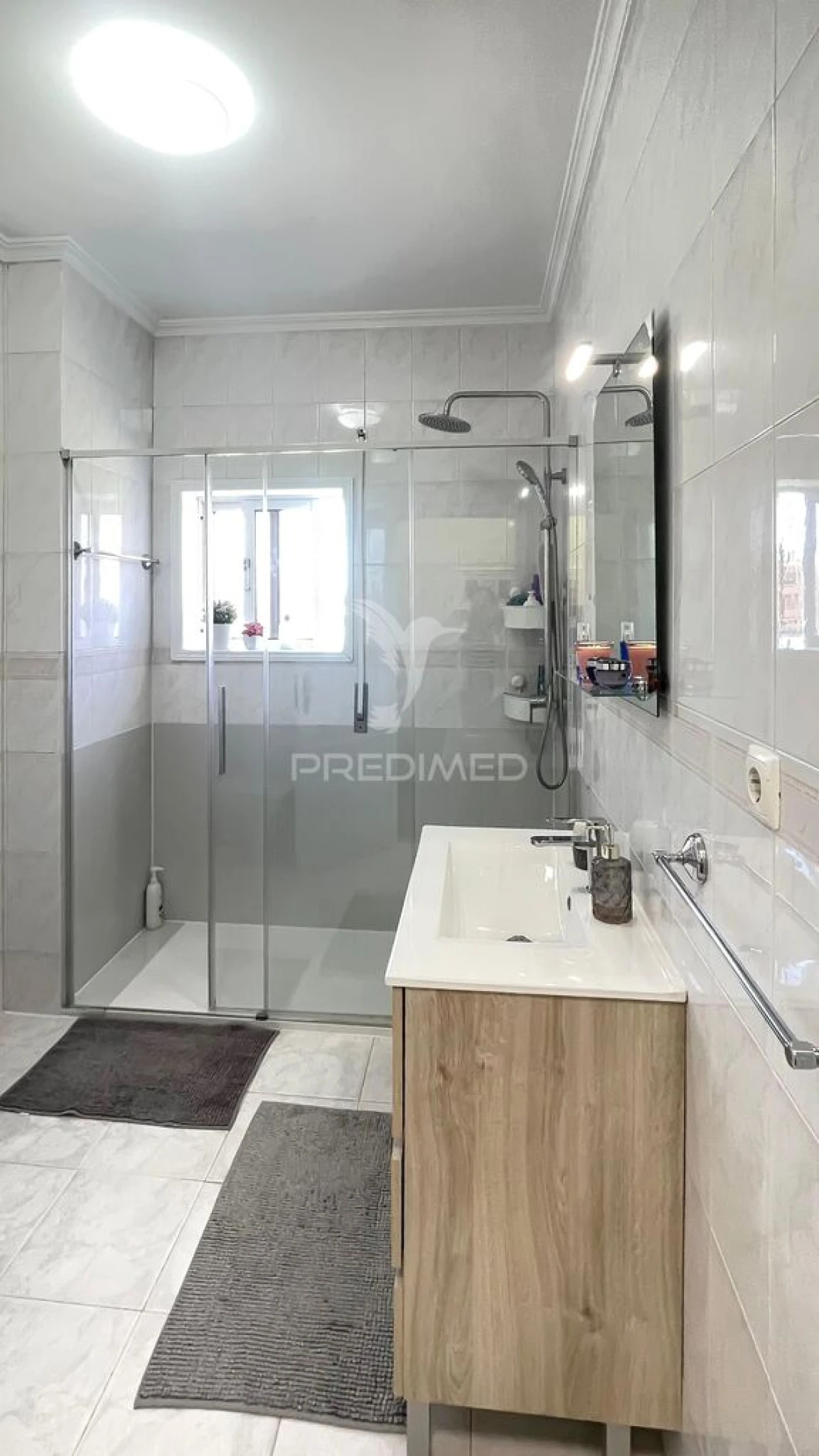 Apartamento T2 para Venda em Valpedre Foto 5