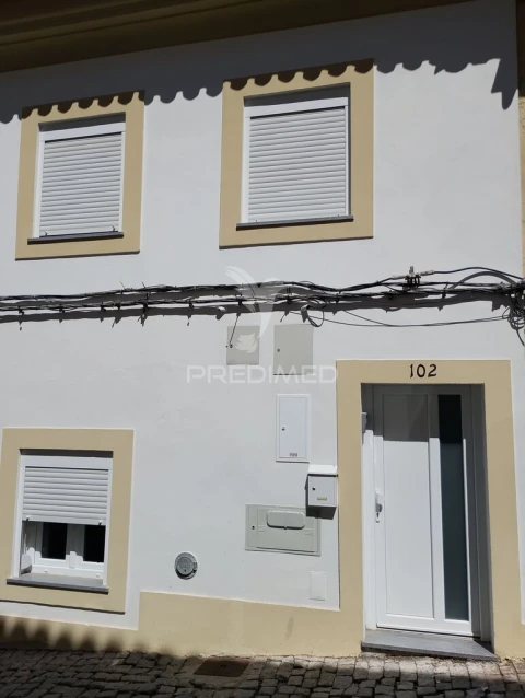 Apartamento T4 para Venda em Ribeira de Nisa e Carreiras