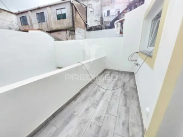 Apartamento T4 para Venda em Ribeira de Nisa e Carreiras