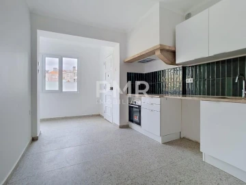 Apartamento T4 para Arrendamento em Algés, Linda-A-Velha e Cruz Quebrada-Dafundo