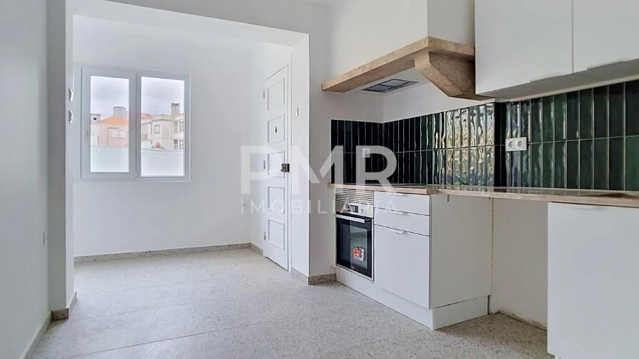 Apartamento T4 para Arrendamento em Algés, Linda-A-Velha e Cruz Quebrada-Dafundo