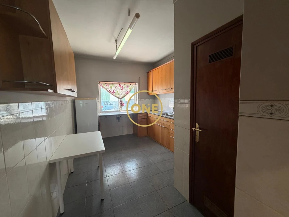 Apartamento T2 para Venda em Baixa da Banheira e Vale da Amoreira Foto 2