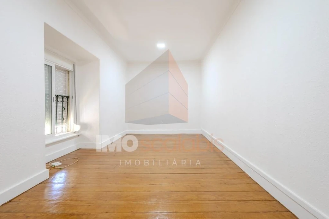 Moradia T2 para Venda em Romeira e Várzea Foto 13
