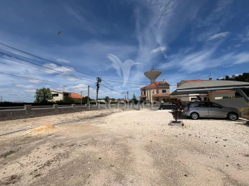 Terreno para Venda em Samora Correia