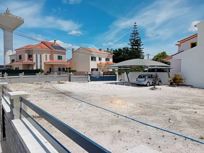 Terreno para Venda em Samora Correia Foto 11