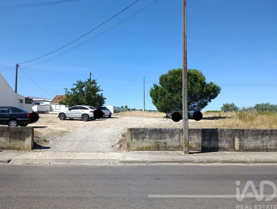 Terreno para Venda em Almeirim Foto 1
